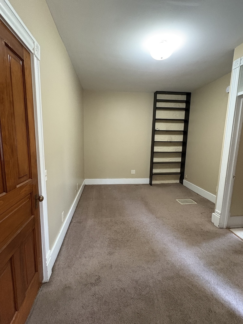 307 S Mclean Street, Bloomington, IL 61701