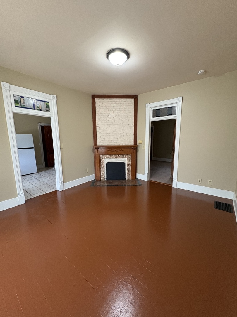 307 S Mclean Street, Bloomington, IL 61701