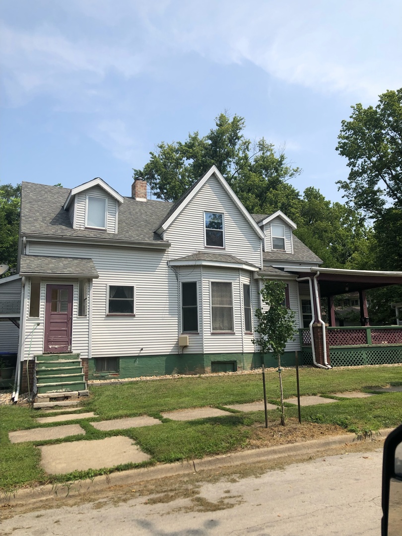 307 S Mclean Street, Bloomington, IL 61701