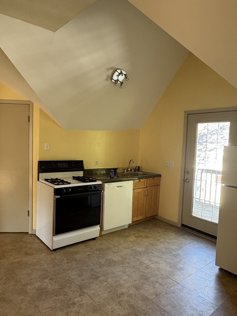 307 S Mclean Street, Bloomington, IL 61701