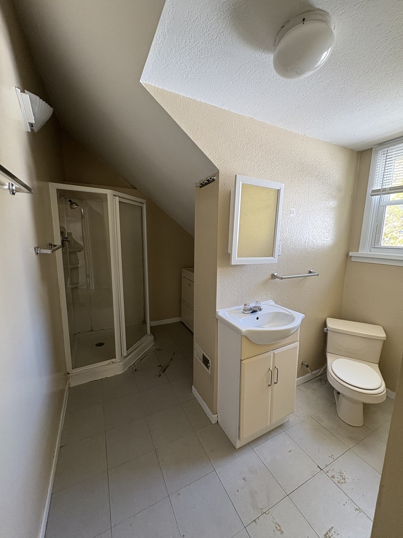 307 S Mclean Street, Bloomington, IL 61701