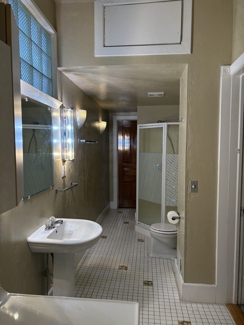 307 S Mclean Street, Bloomington, IL 61701