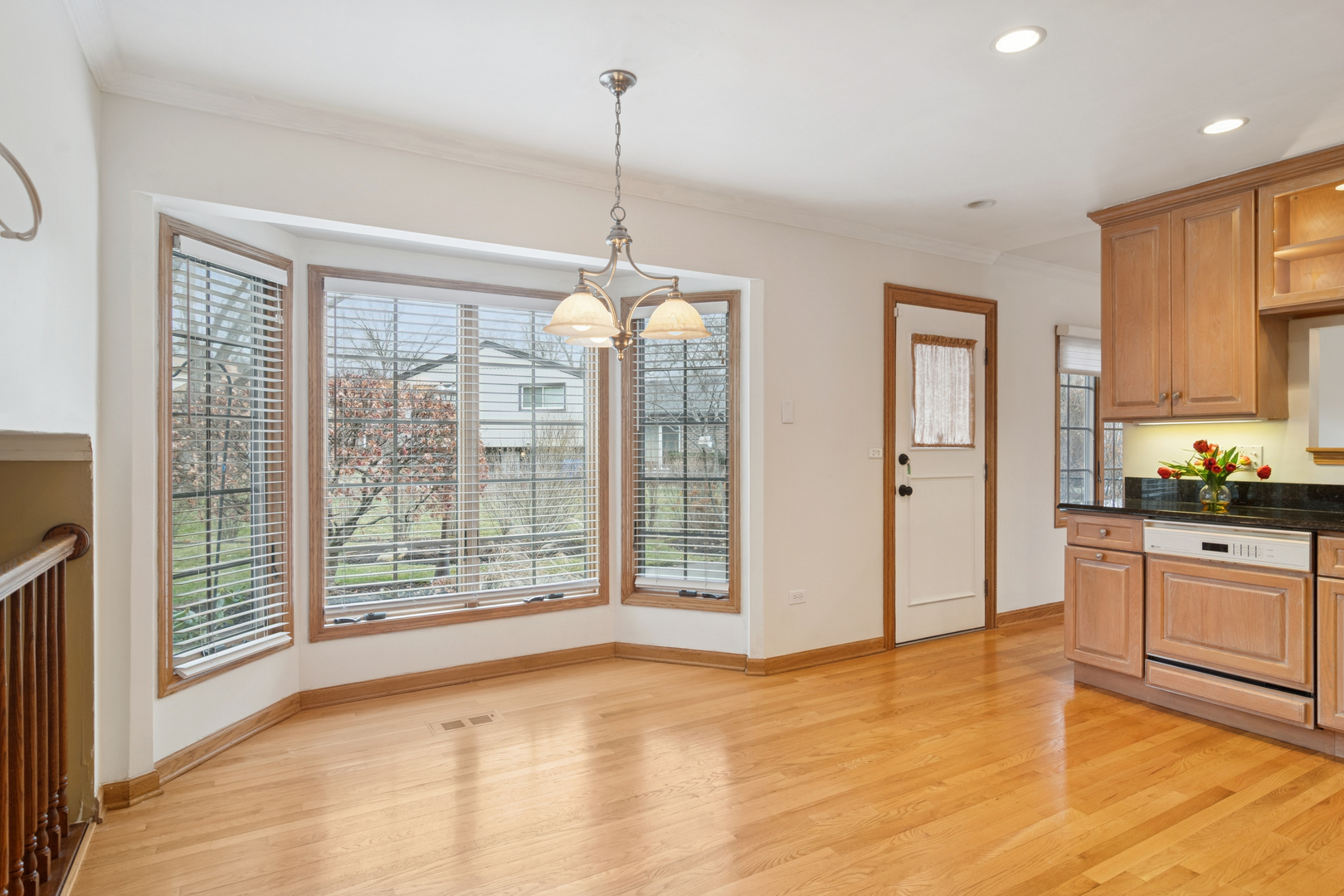 1522 E Fleming Drive, Arlington Heights, IL 60004