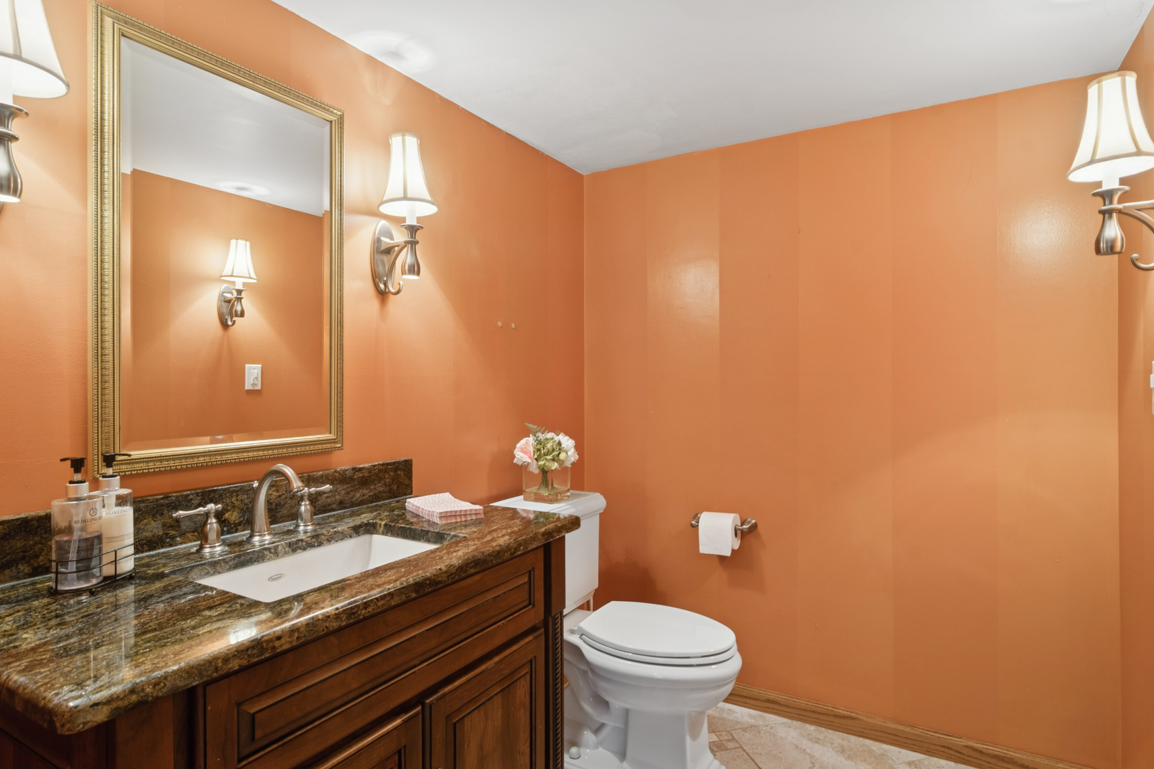 1522 E Fleming Drive, Arlington Heights, IL 60004