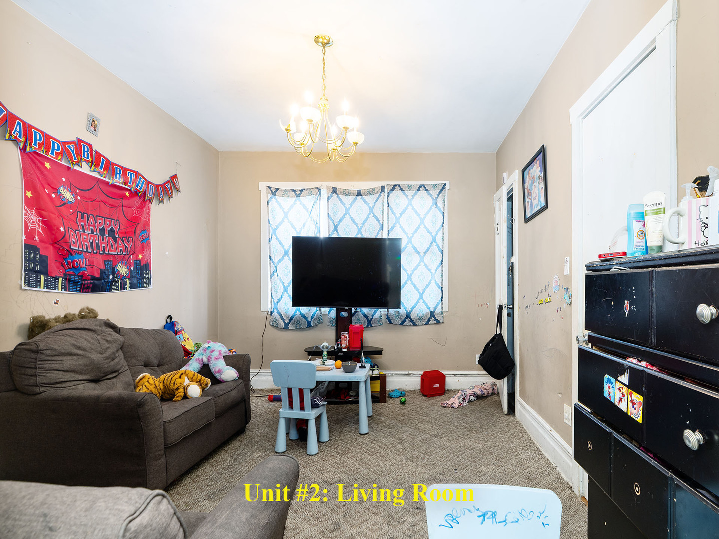 3035 N Monticello Avenue, Chicago, IL 60618