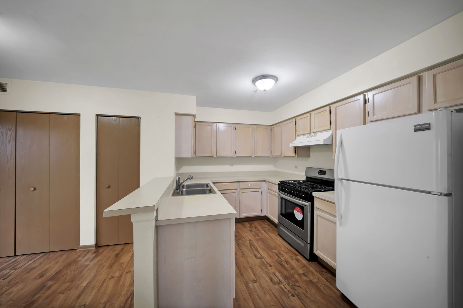 1429 Orleans Drive #1429, Mundelein, IL 60060