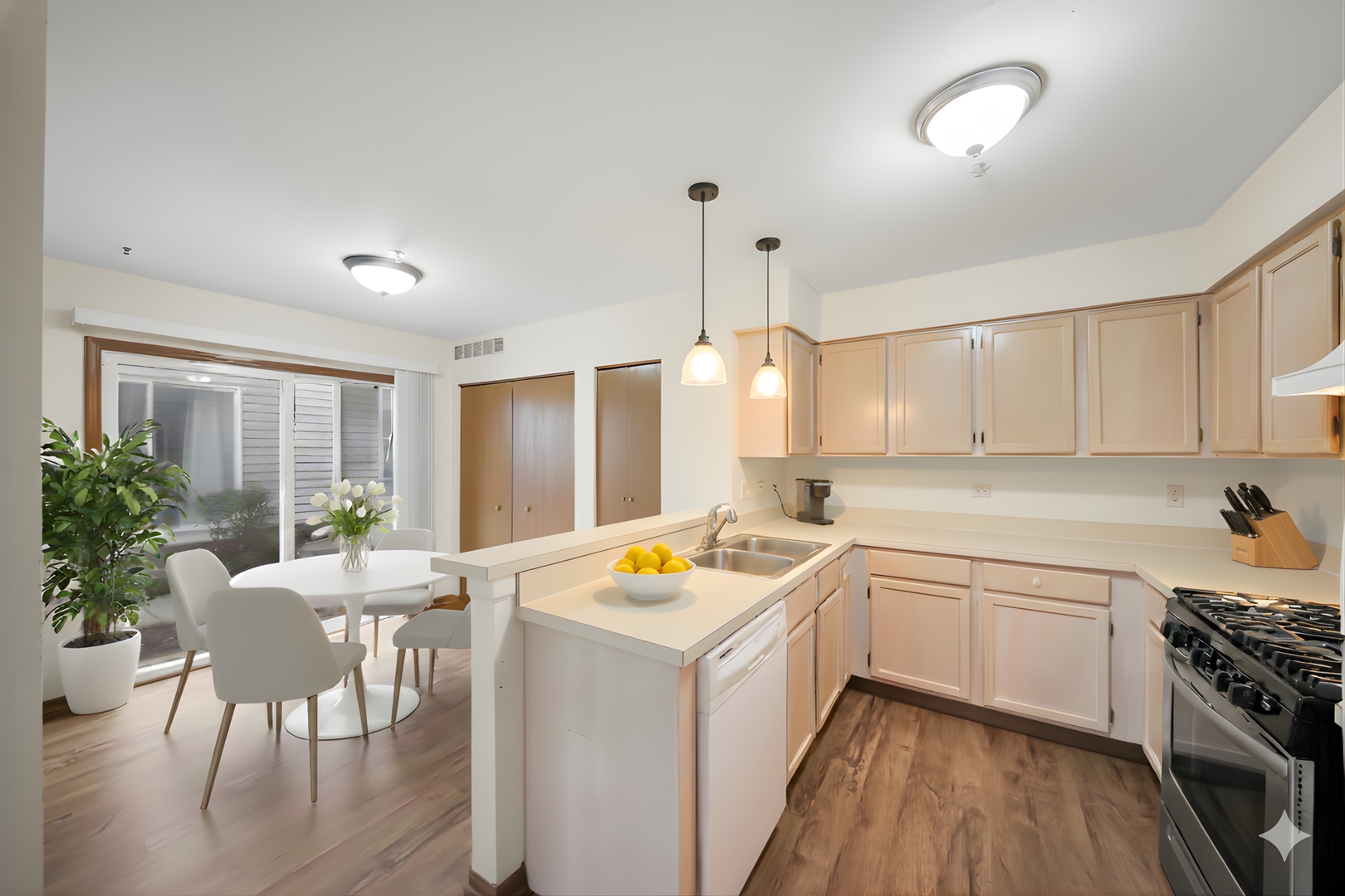 1429 Orleans Drive #1429, Mundelein, IL 60060