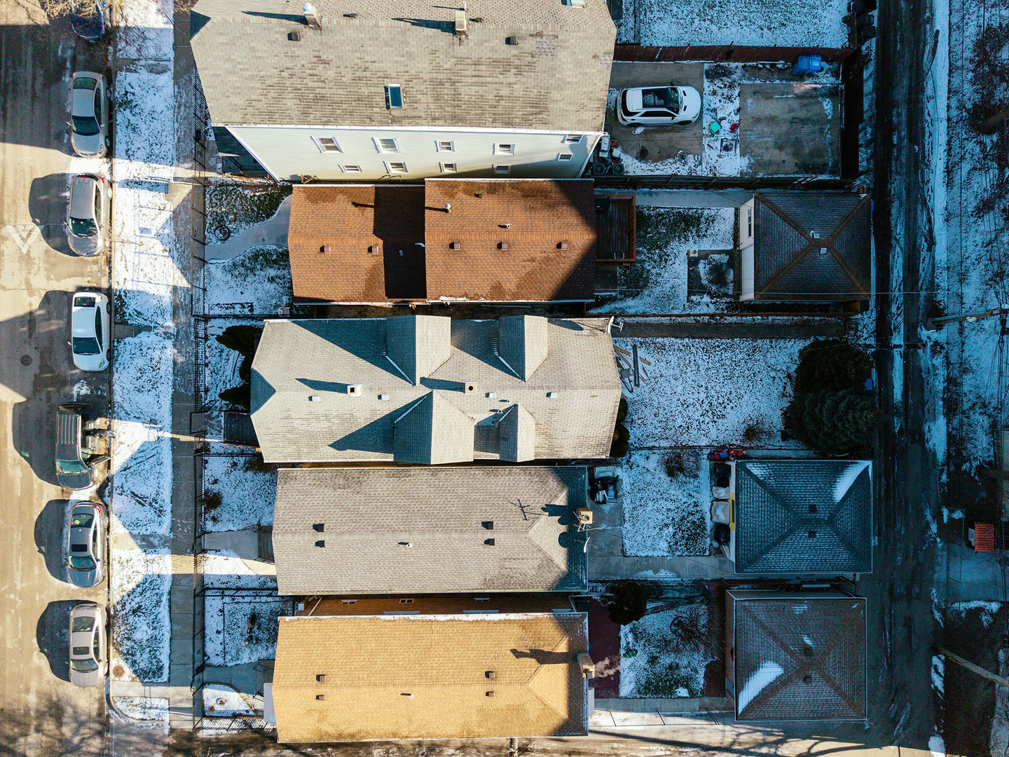 3723 W McLean Avenue, Chicago, IL 60647