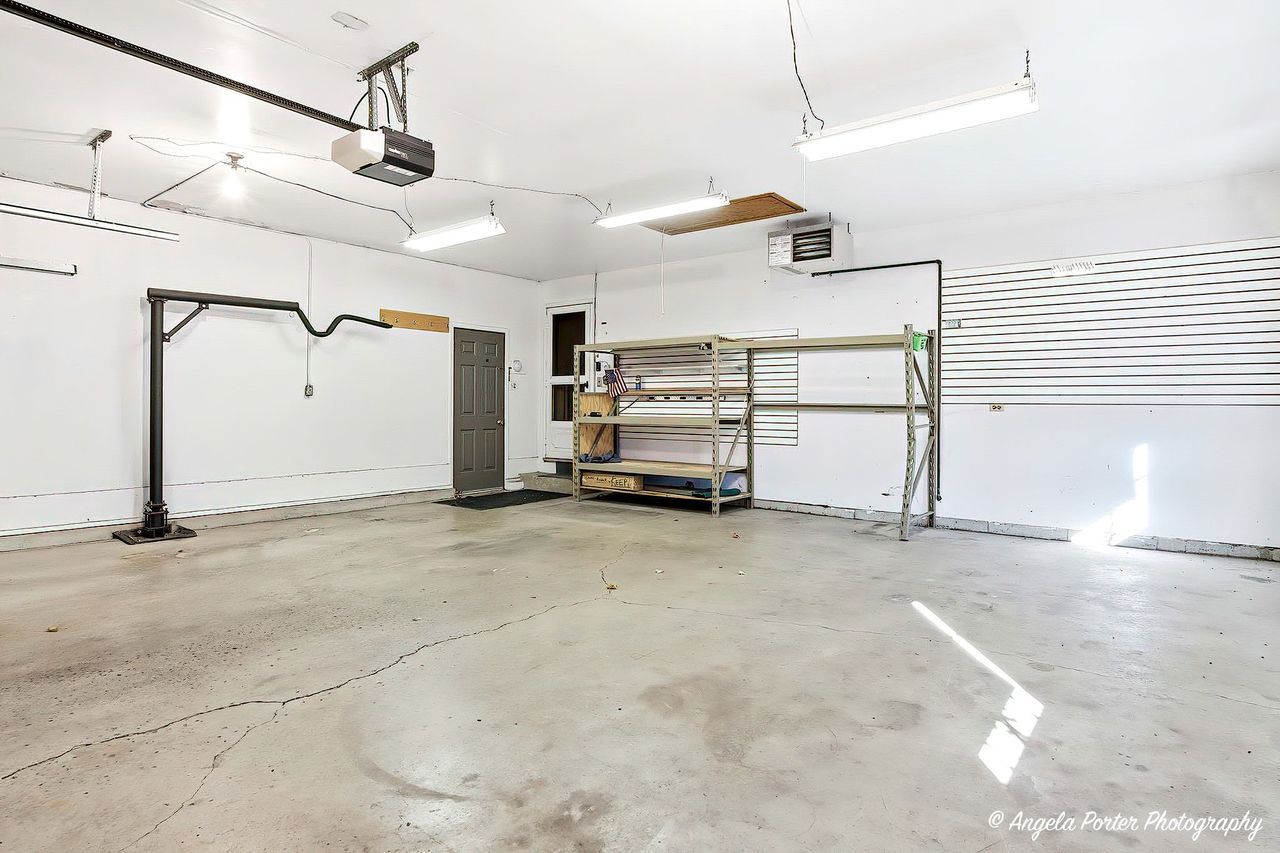 26140 N Ann Court, Wauconda, IL 60084