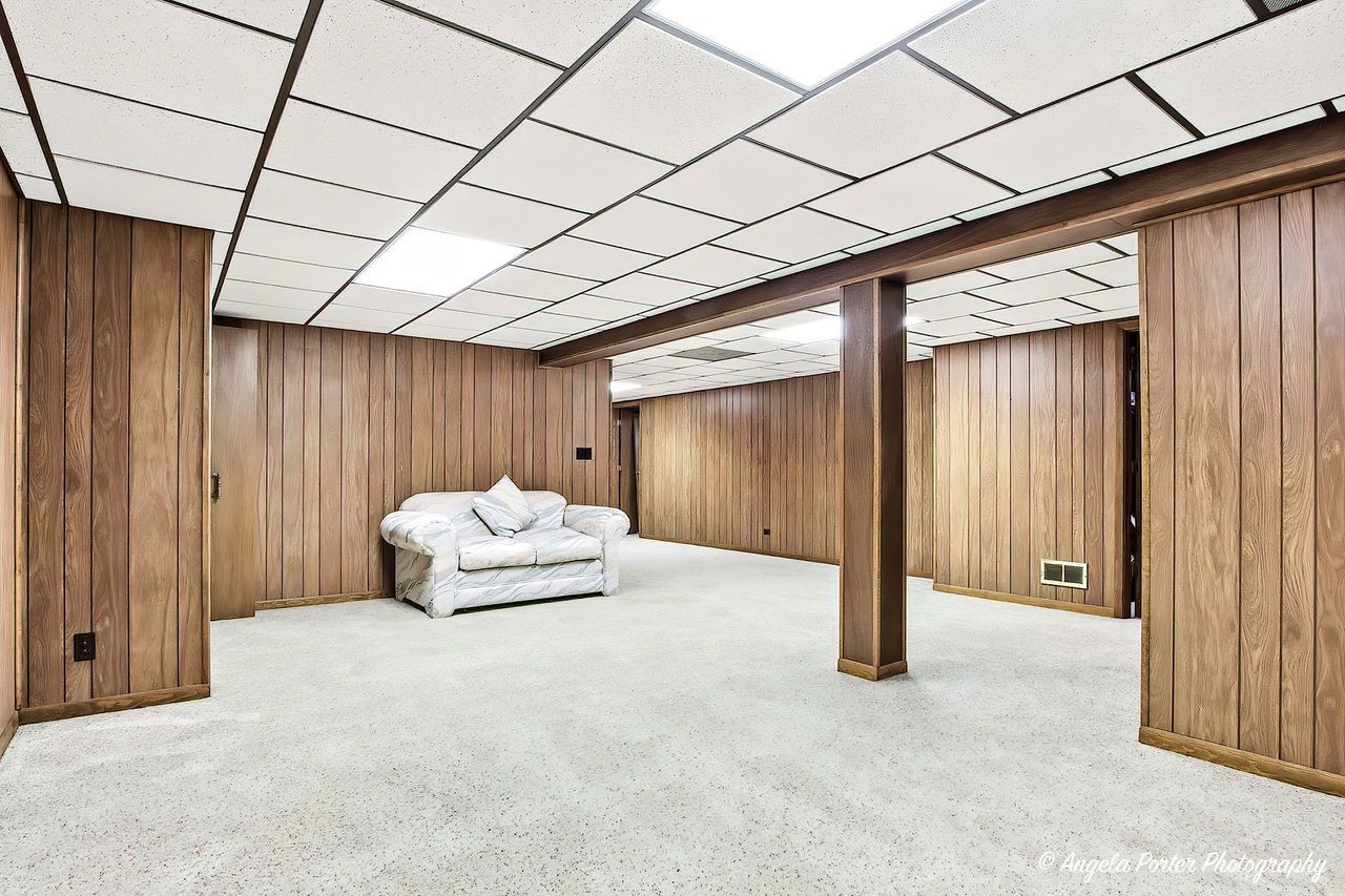 26140 N Ann Court, Wauconda, IL 60084