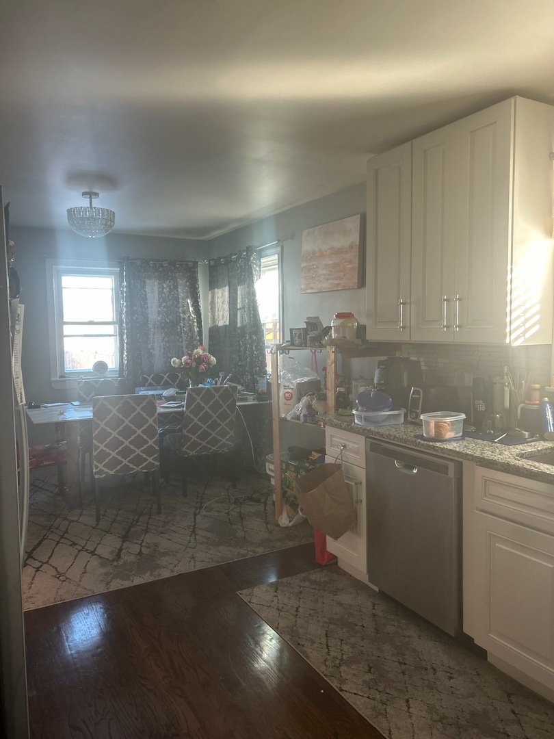 5607 S Kolmar Avenue, Chicago, IL 60629