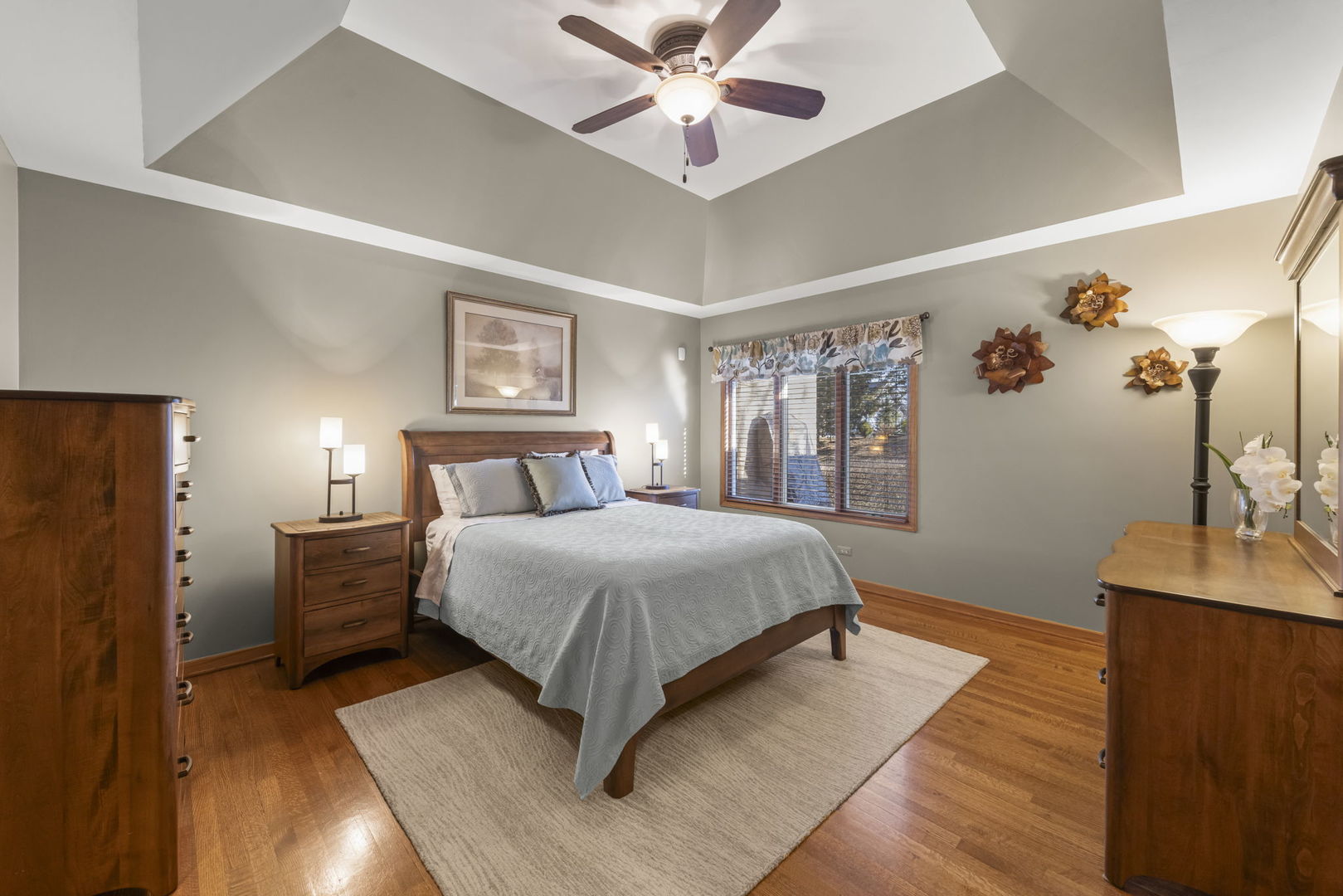 5513 Aspen Avenue, Downers Grove, IL 60515