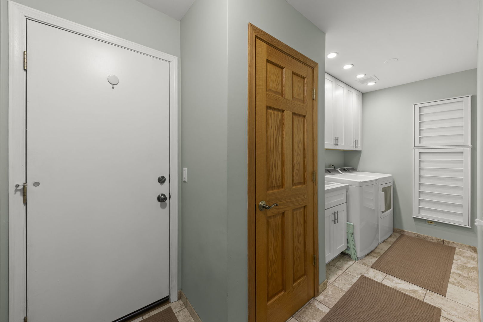 5513 Aspen Avenue, Downers Grove, IL 60515