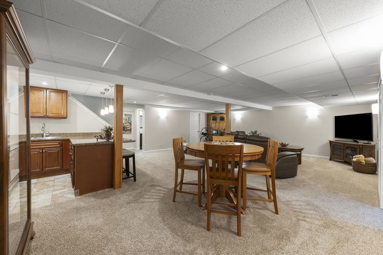 5513 Aspen Avenue, Downers Grove, IL 60515