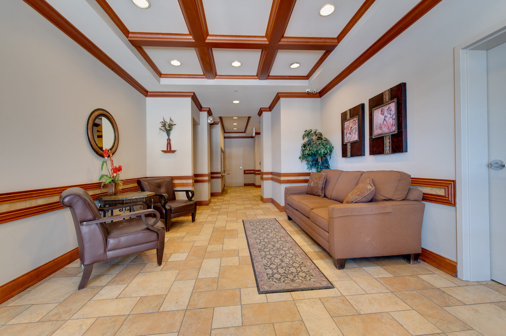 100 N Bokelman Street #329, Roselle, IL 60172