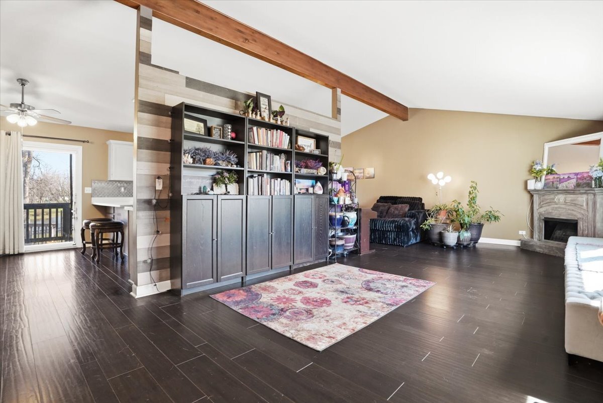 30 Coventry Cove Court, Lake Villa, IL 60046