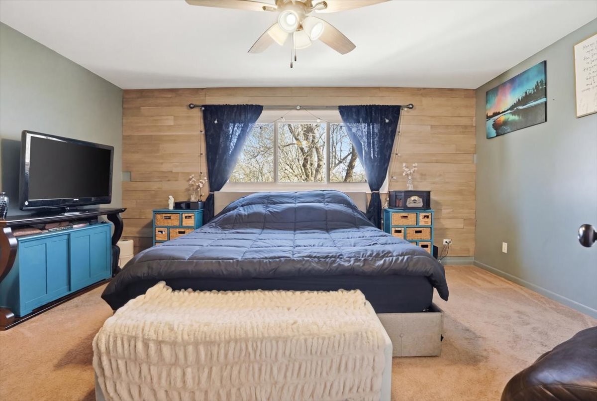 30 Coventry Cove Court, Lake Villa, IL 60046