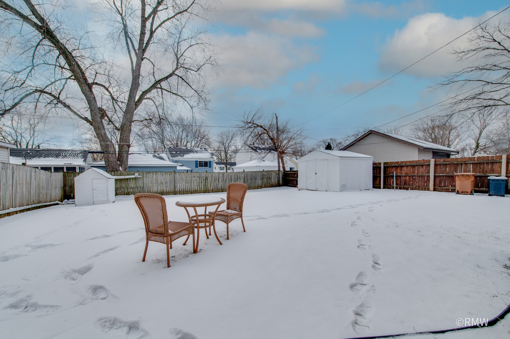 147 W Altgeld Avenue, Glendale Heights, IL 60139