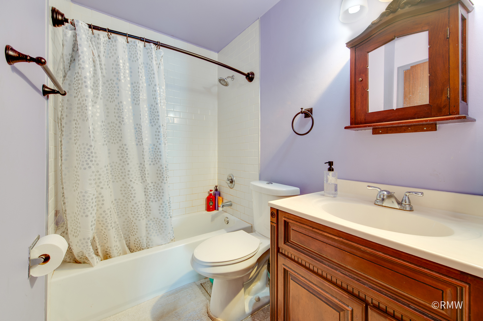 147 W Altgeld Avenue, Glendale Heights, IL 60139