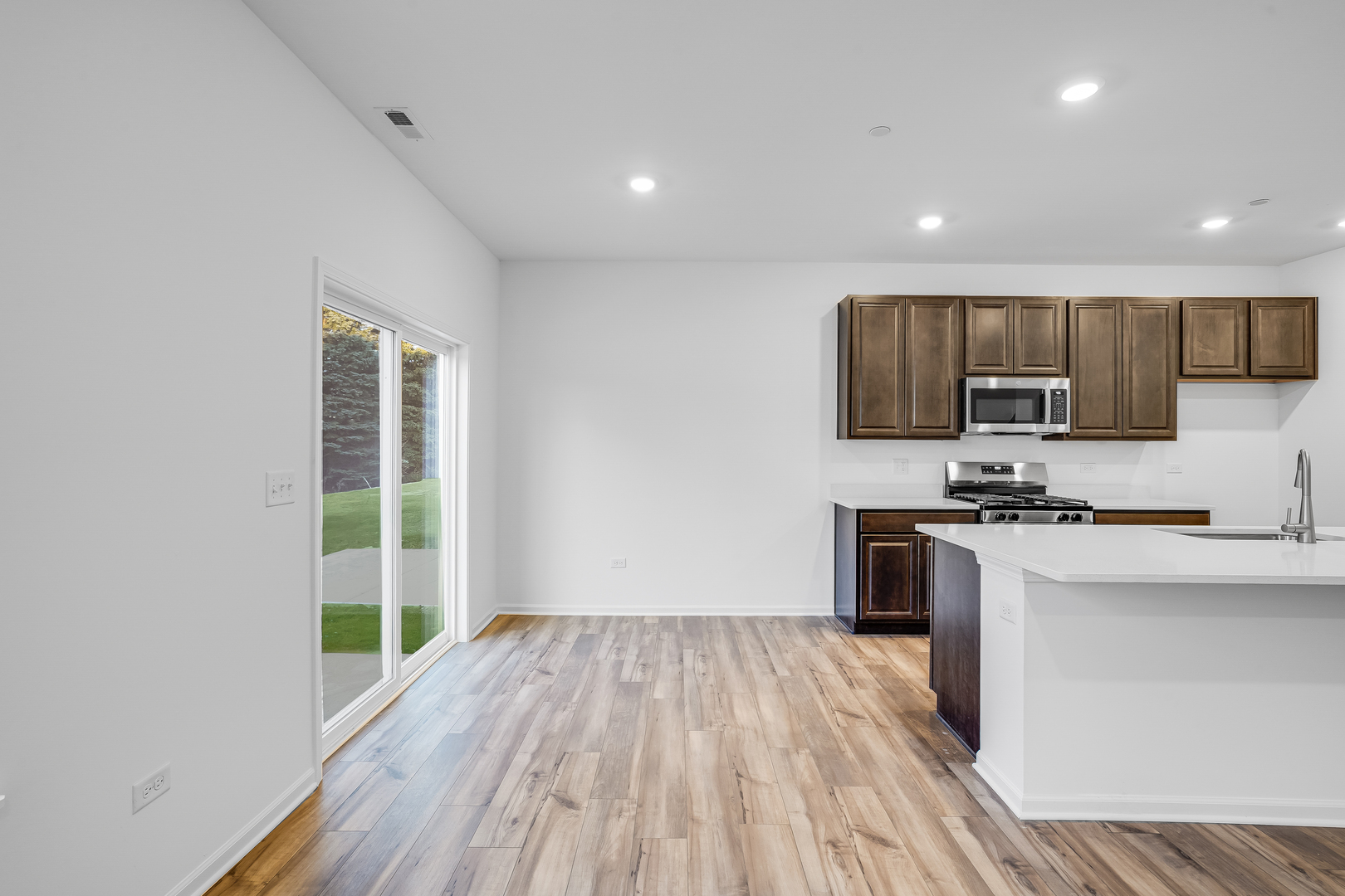 638 Cassia Court, Crystal Lake, IL 60012