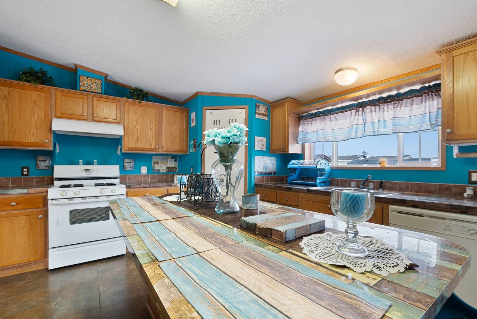 194 Sparrow Drive, Lynwood, IL 60411