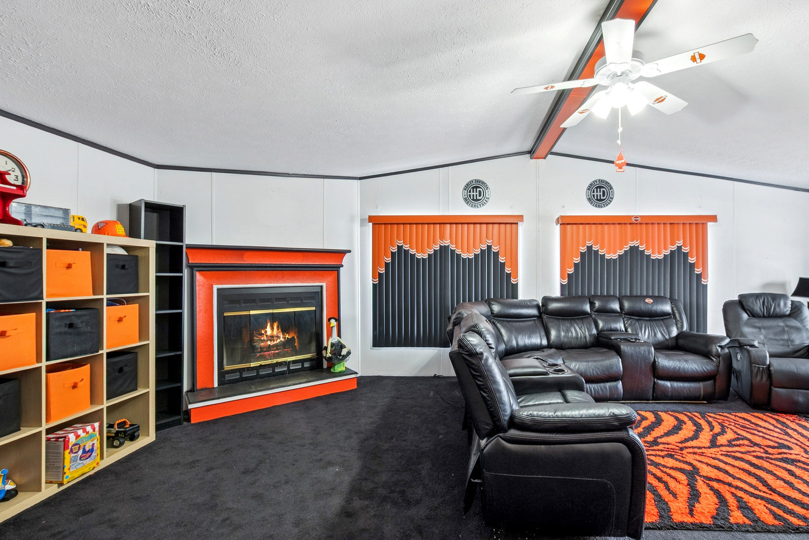 194 Sparrow Drive, Lynwood, IL 60411