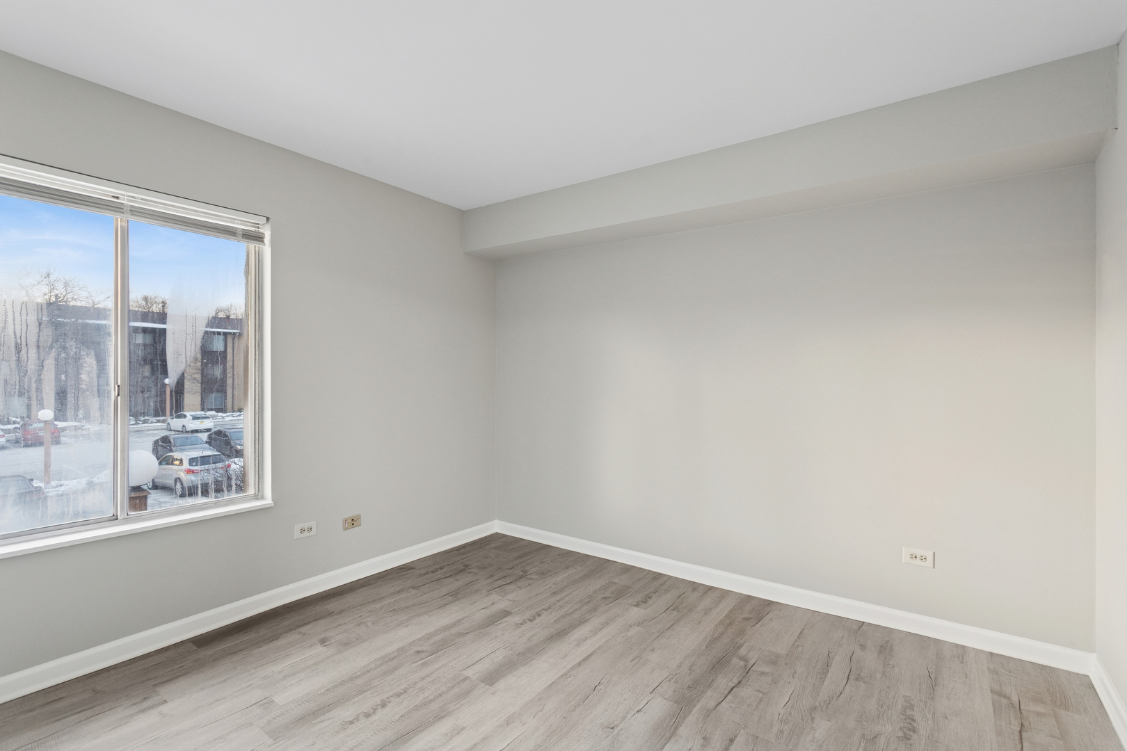 6185 Pinewood Court #202, Willowbrook, IL 60527