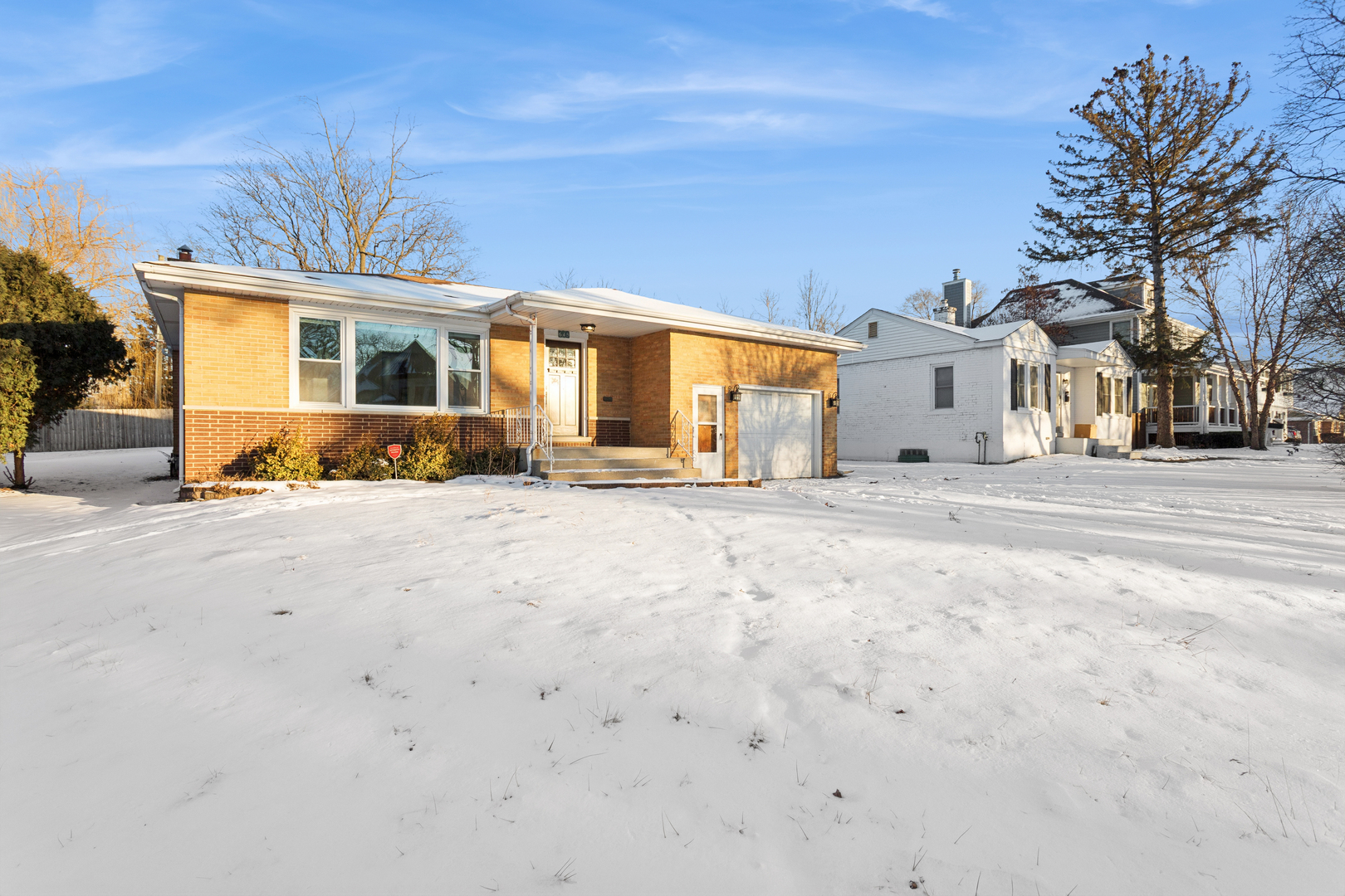 645 Justina Street, Hinsdale, IL 60521