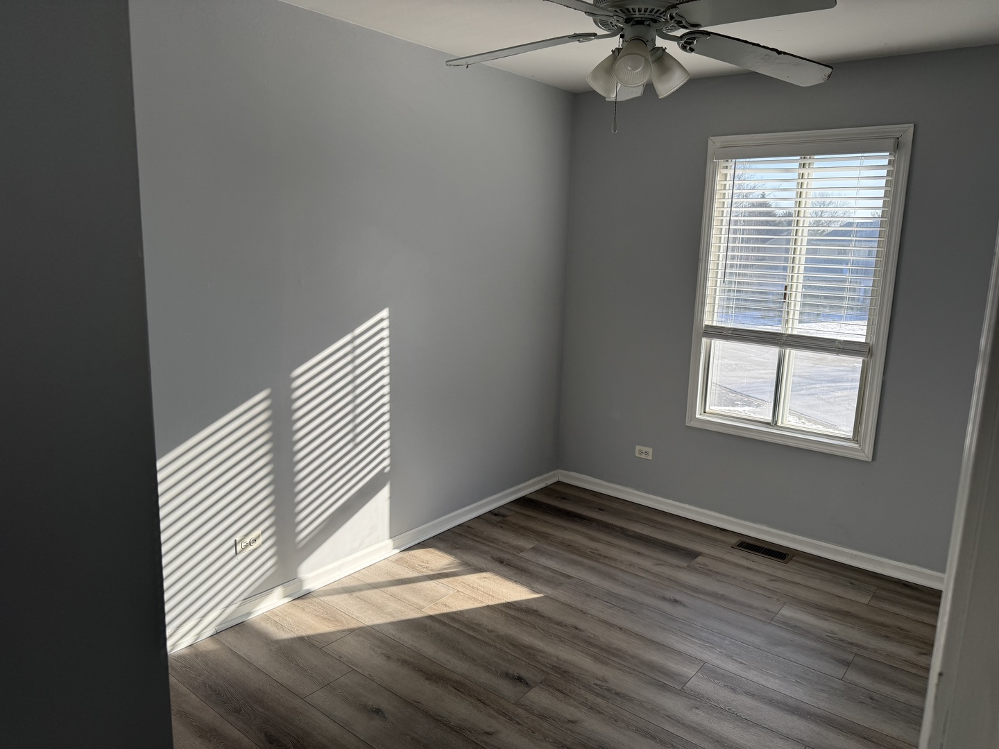 2231 Wentworth Court, Naperville, IL 60565