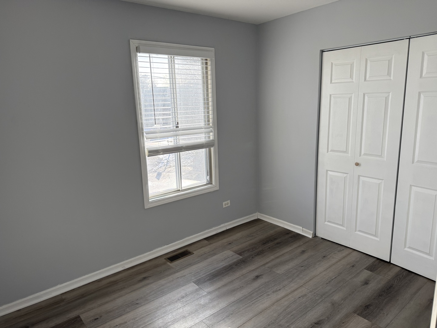 2231 Wentworth Court, Naperville, IL 60565