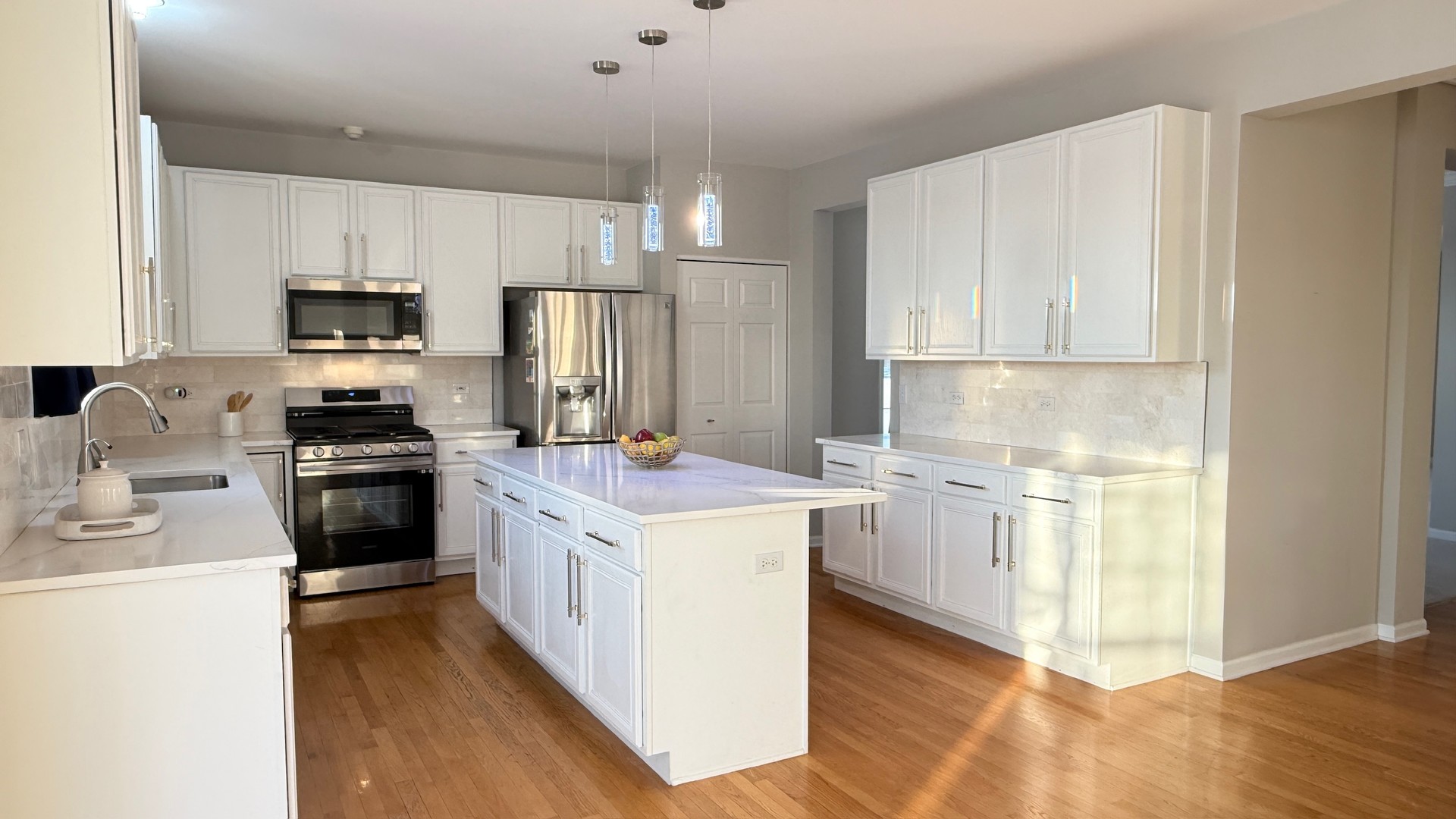 Barrington Hills, IL 60010