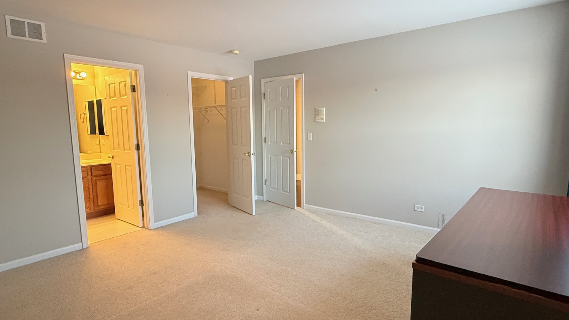 Barrington Hills, IL 60010