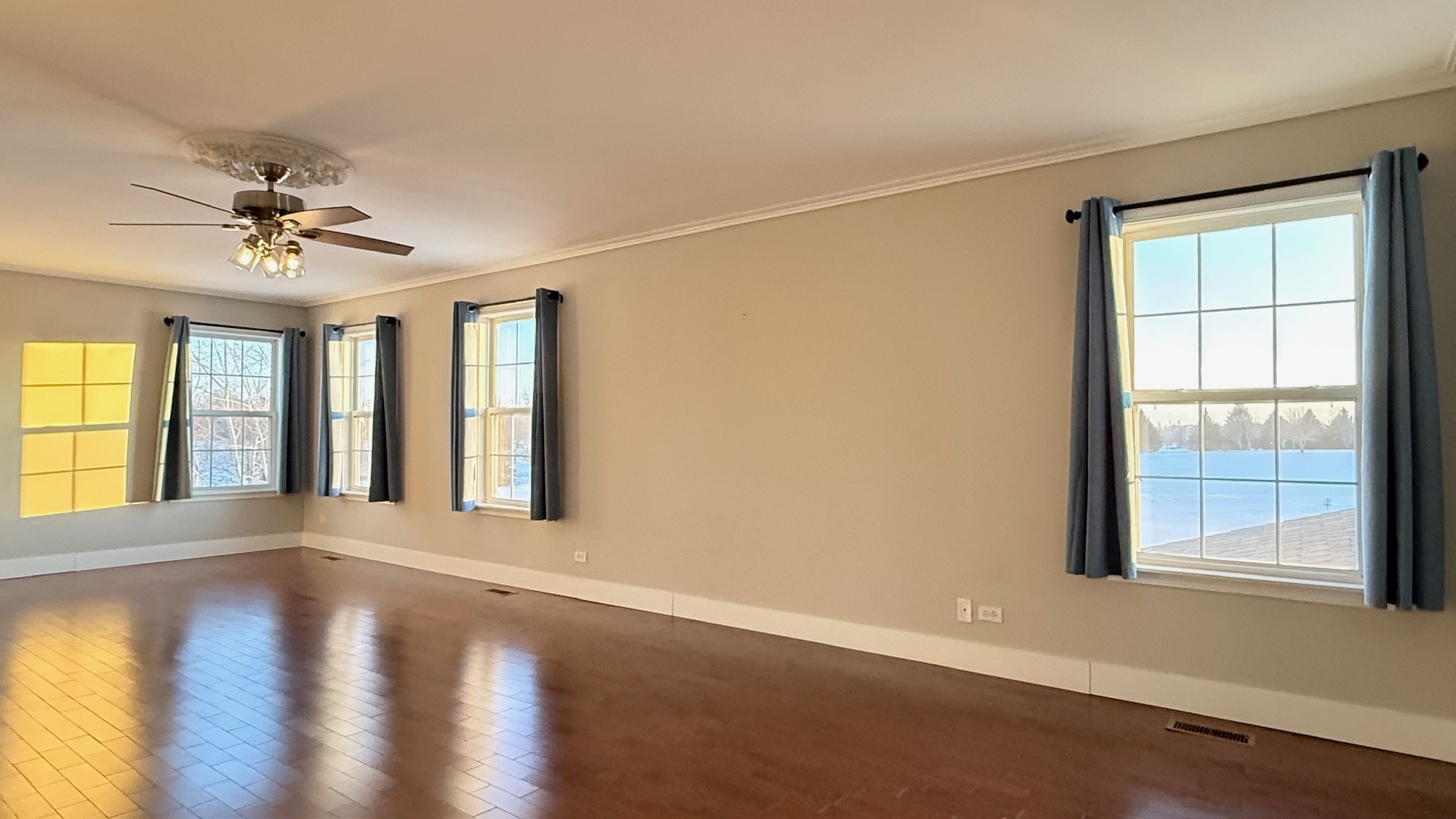 Barrington Hills, IL 60010