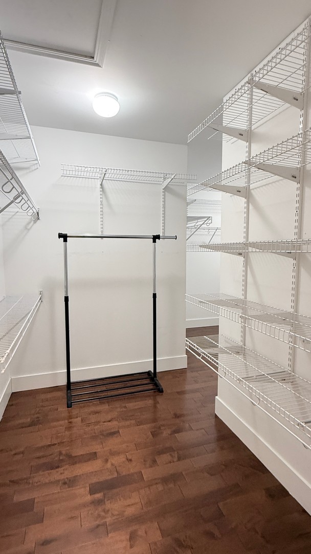 Barrington Hills, IL 60010