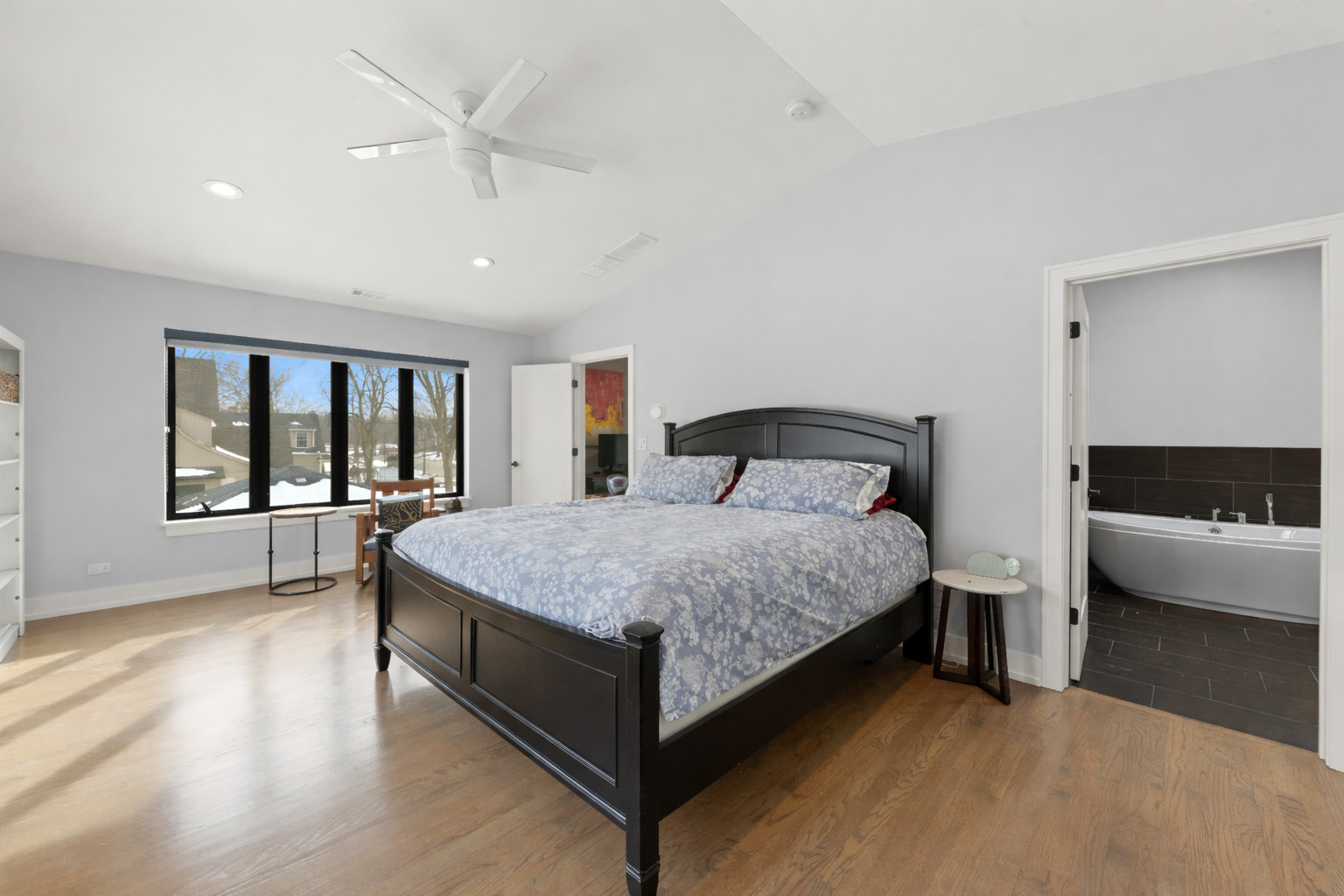 5335 Blodgett Avenue, Downers Grove, IL 60515