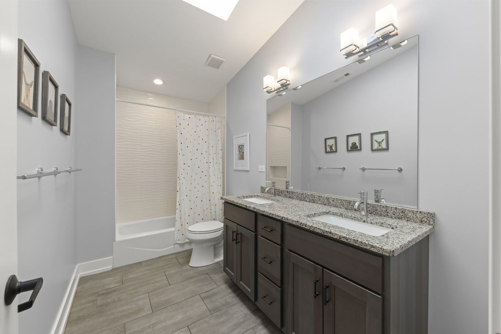 5335 Blodgett Avenue, Downers Grove, IL 60515