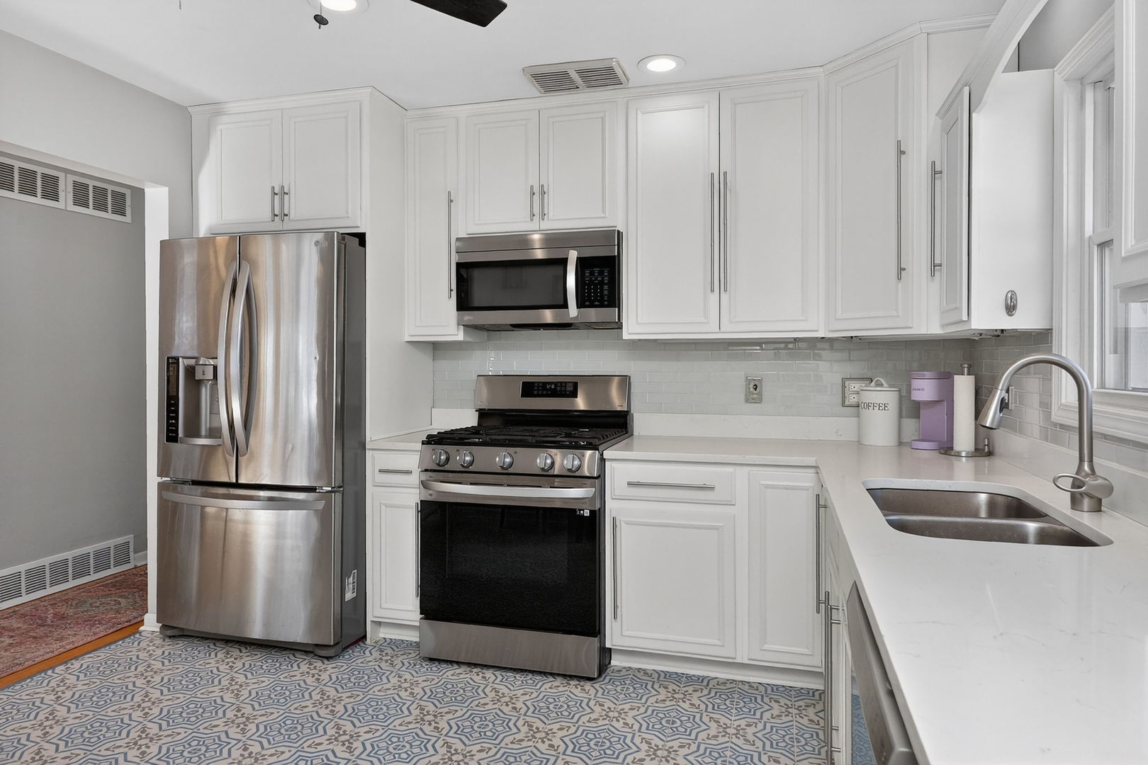 210 3rd Street, Downers Grove, IL 60515