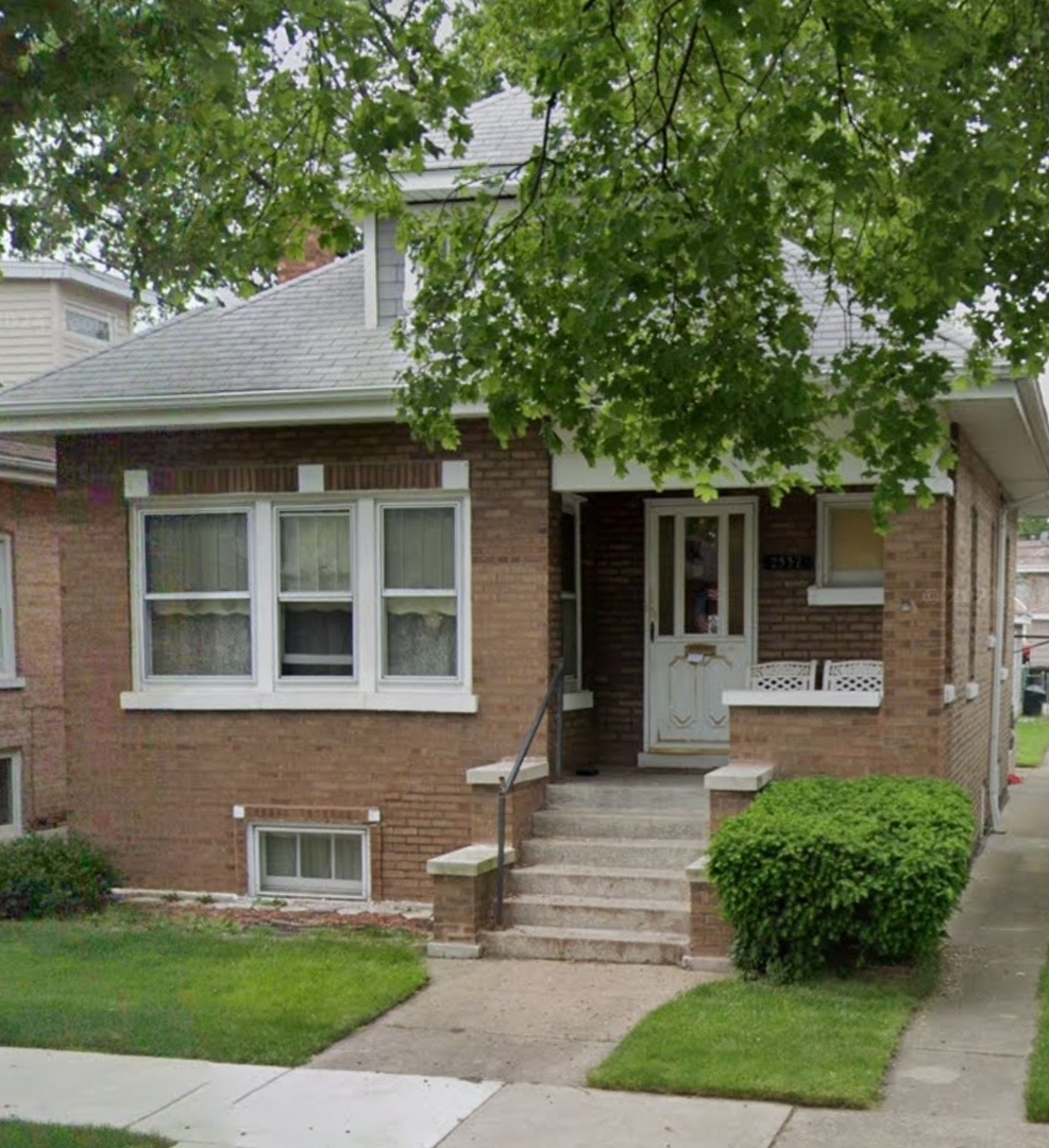 2532 Clinton Avenue, Berwyn, IL 60402
