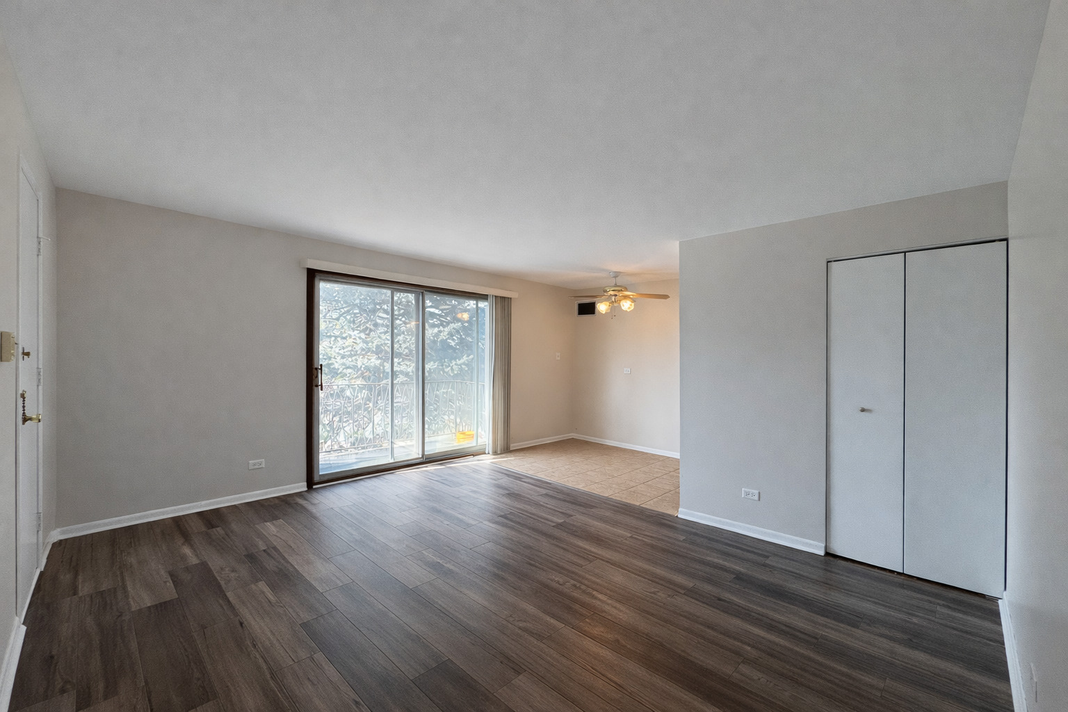 7915 S 84th Avenue #4, Justice, IL 60458