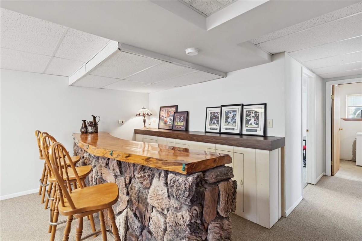 36615 N Streamwood Drive, Gurnee, IL 60031