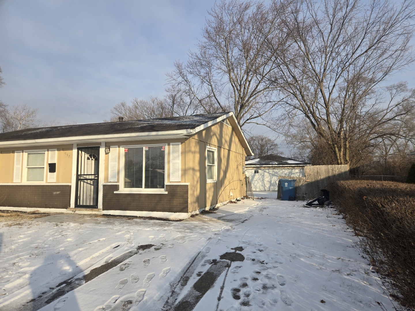 537 Andover Street, Chicago Heights, IL 60411