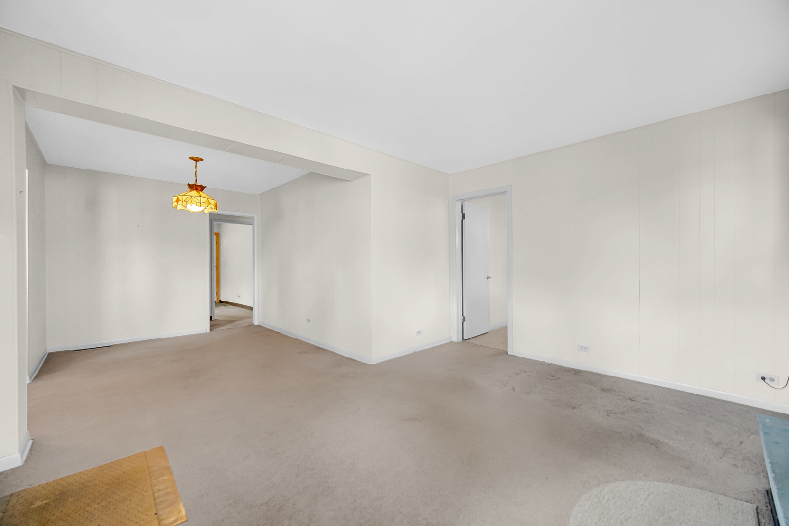 17913 Oakwood Avenue, Lansing, IL 60438