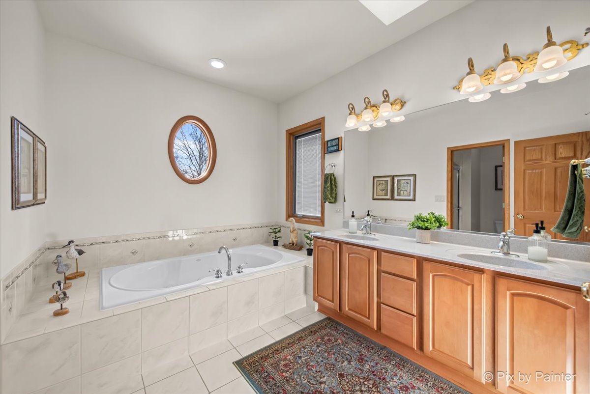 1303 Morning Dove Lane, Antioch, IL 60002