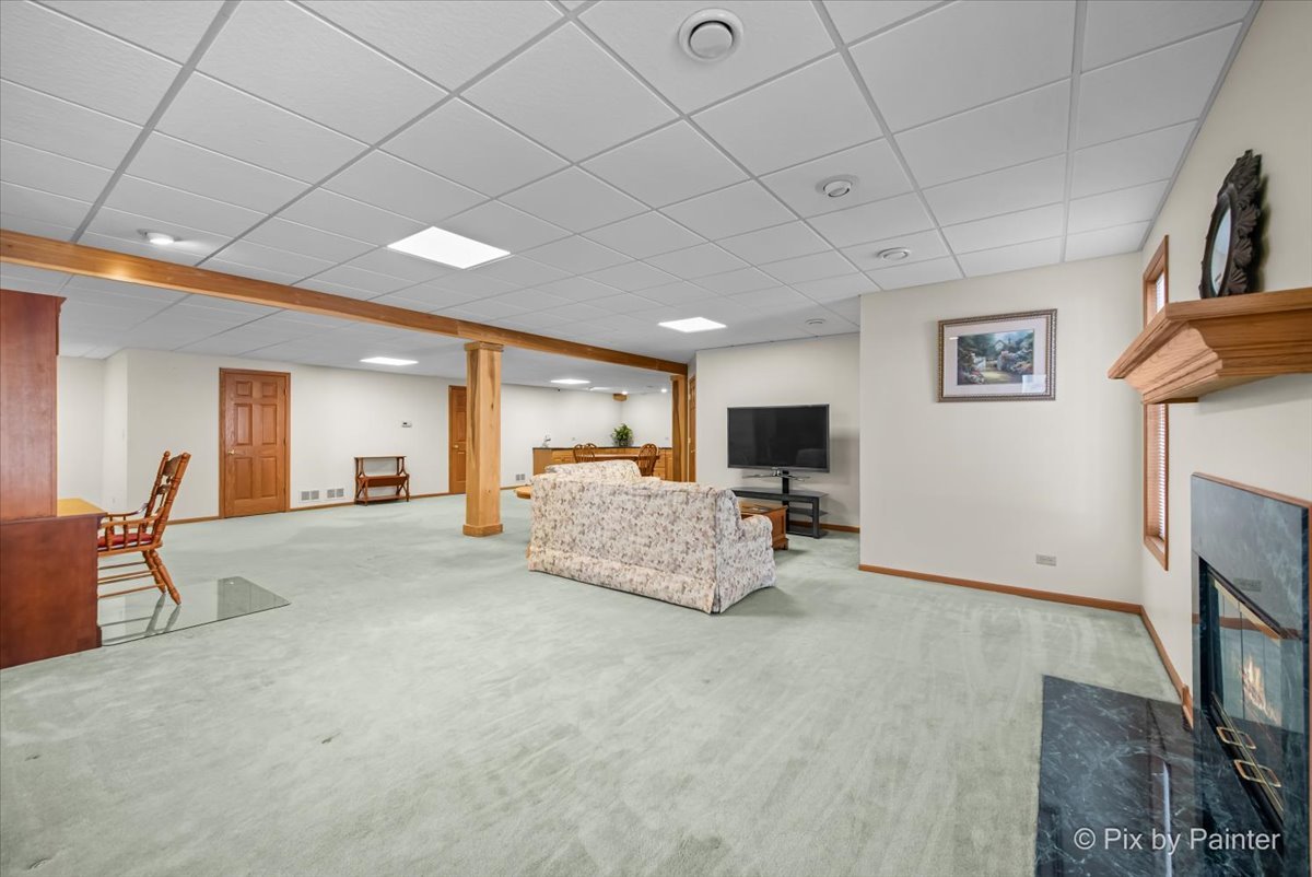 1303 Morning Dove Lane, Antioch, IL 60002