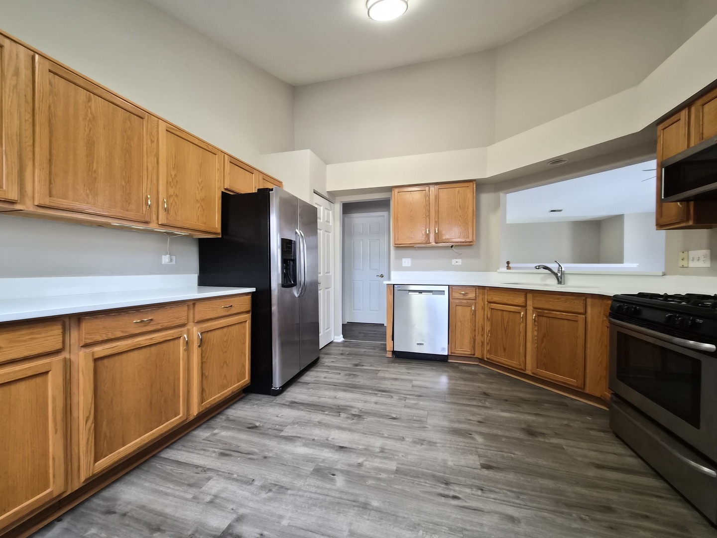 2850 Stonewater Drive #0, Naperville, IL 60564