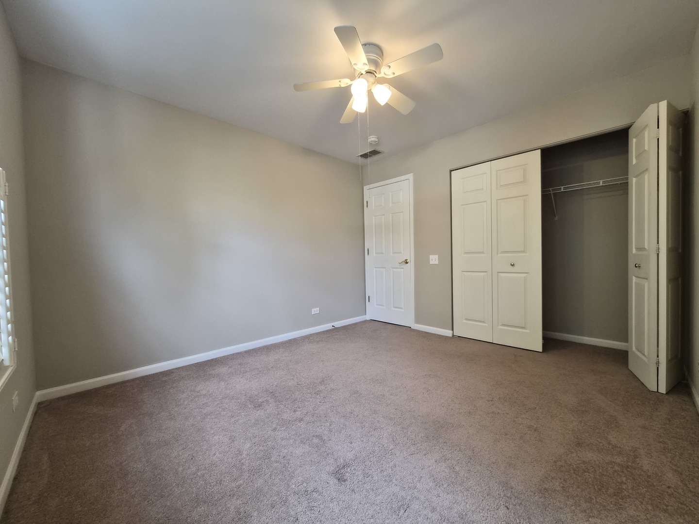 2850 Stonewater Drive #0, Naperville, IL 60564