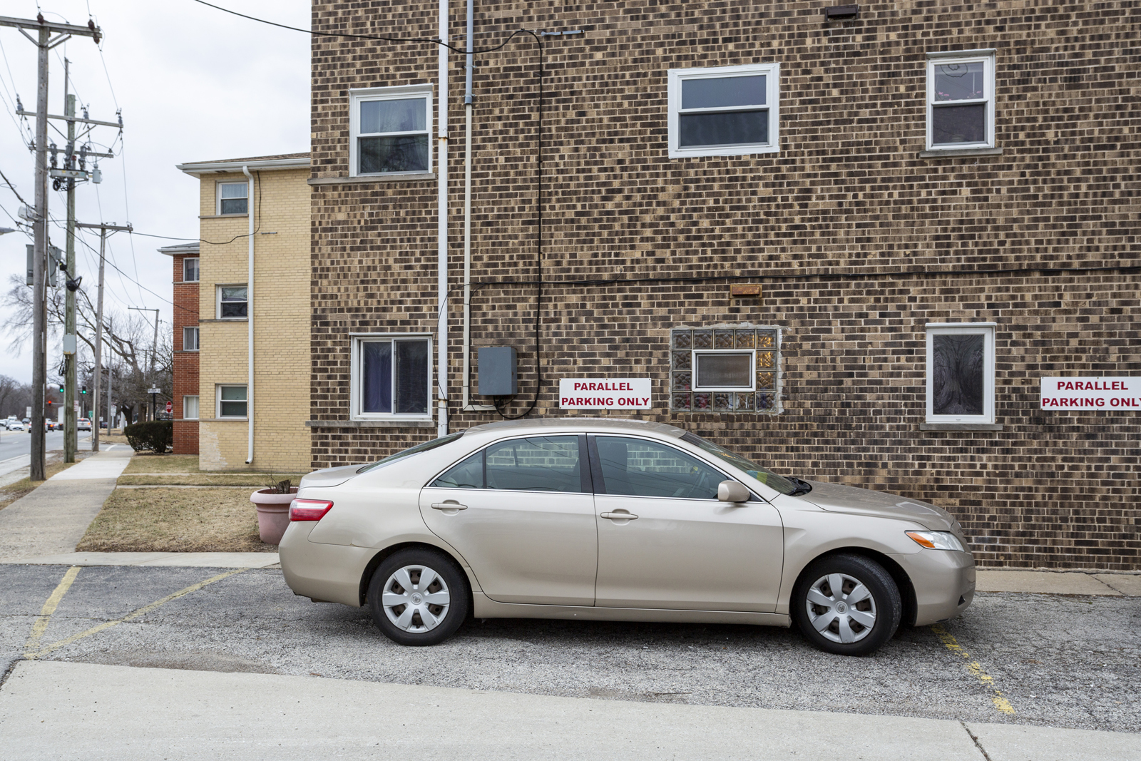 2440 River Road #3E, River Grove, IL 60171