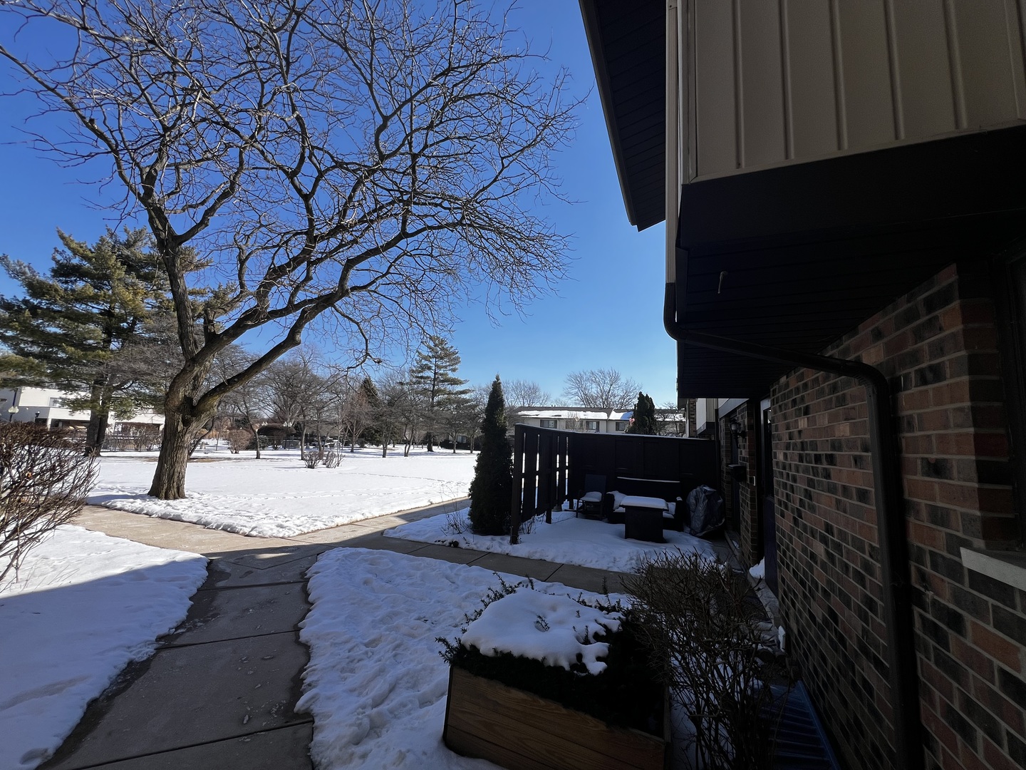 7333 Winthrop Way #10, Downers Grove, IL 60516