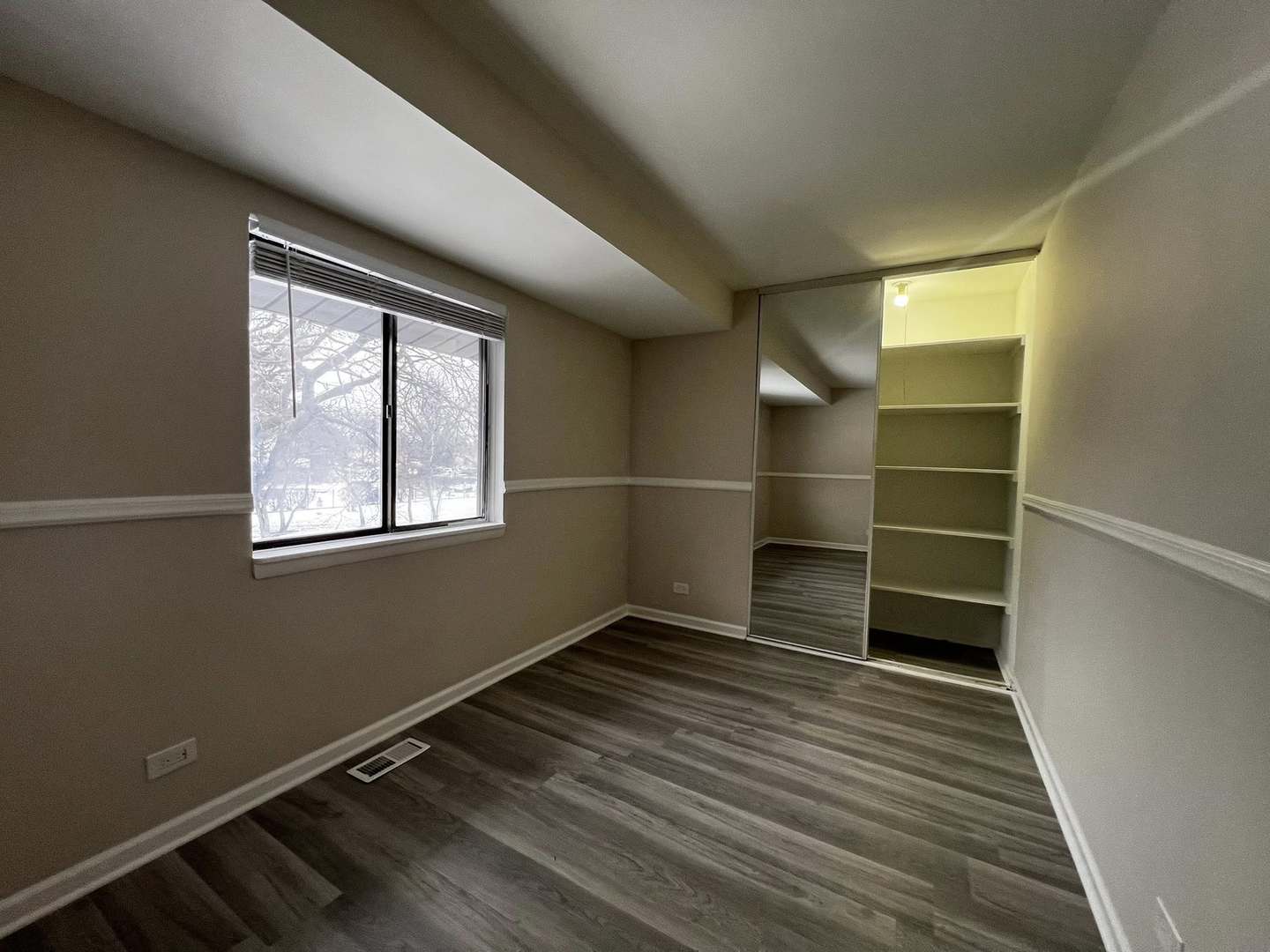 7333 Winthrop Way #10, Downers Grove, IL 60516