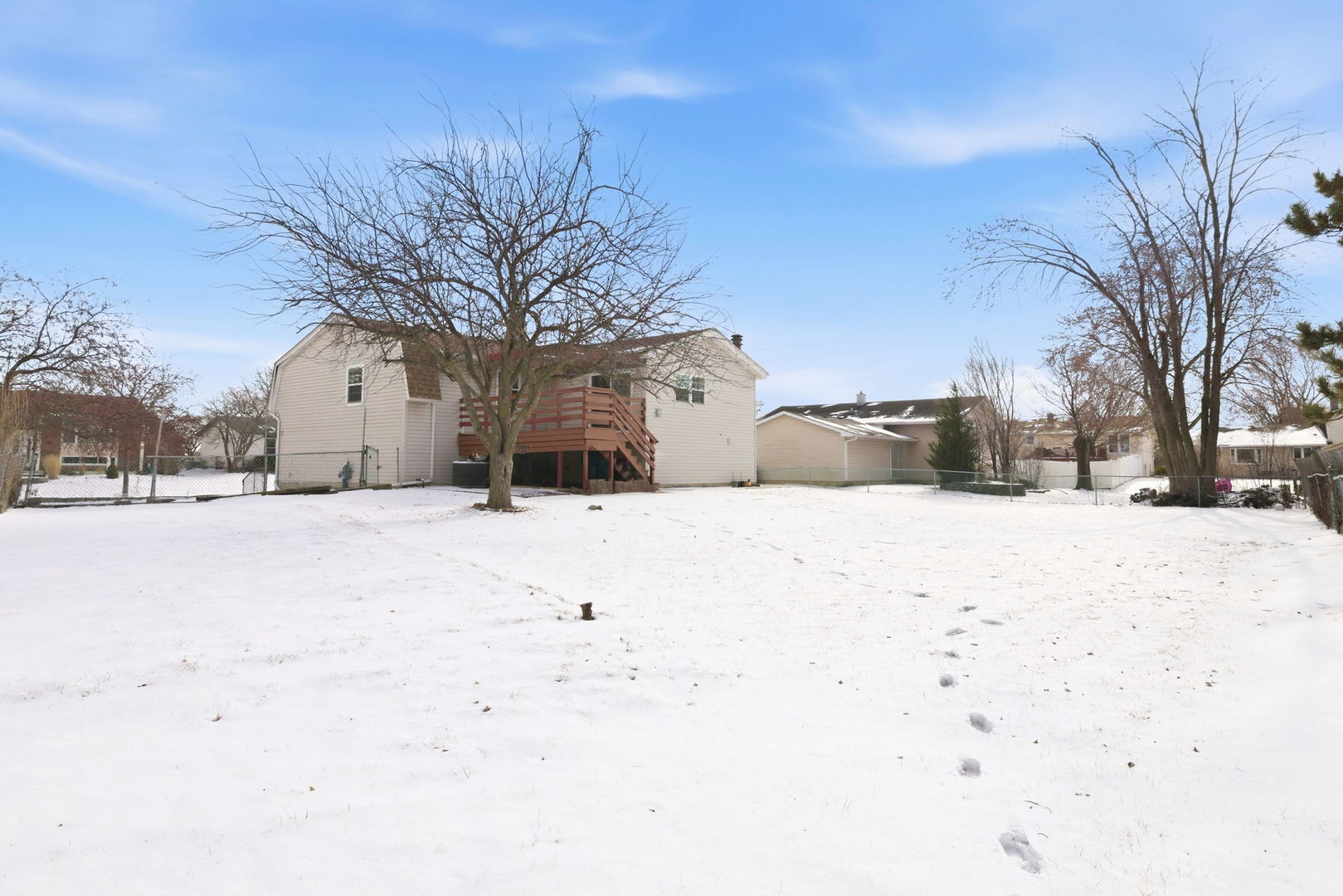 1432 Mitchell Trail, Elk Grove Village, IL 60007